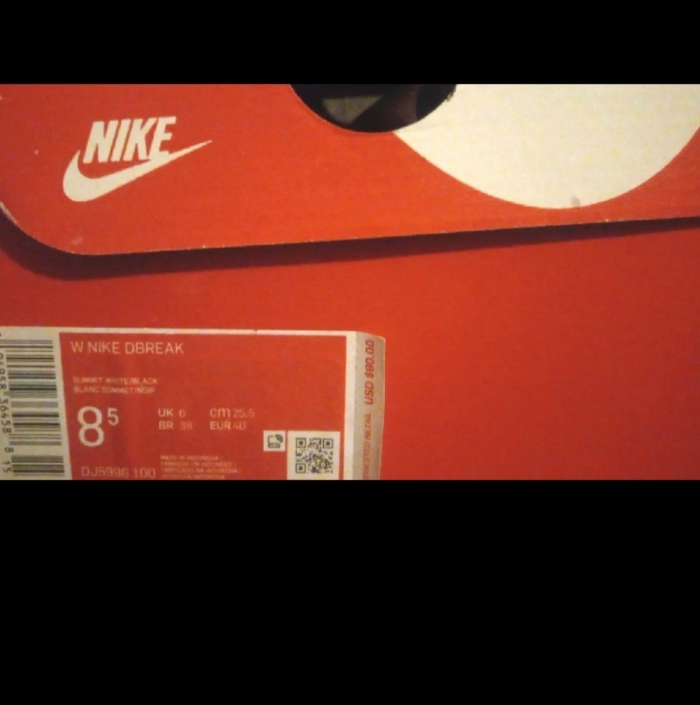 Nike Daybreak BRAND NEW NEVER WORN IN ORIGINAL BOX SIZE 8.5